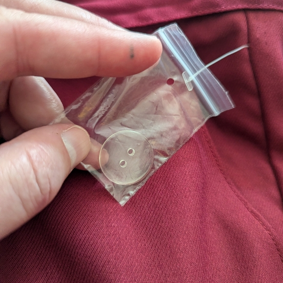 Women's Modcloth Savannah wide leg trousers, size 14, raspberry red - Picture 9 of 15